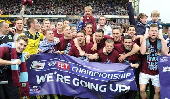 孔帕尼：凯恩和对手的手臂位置几乎一样，这种情况不该判点球（孔帕尼：凯恩与对手手臂位置接近，此类情况不应判点球）