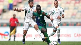 欧洲足球疯狂夜：拜仁造惨案，曼城大胜切尔西爆冷（欧洲足坛疯狂夜：拜仁酿惨案，曼城大捷，切尔西爆冷）