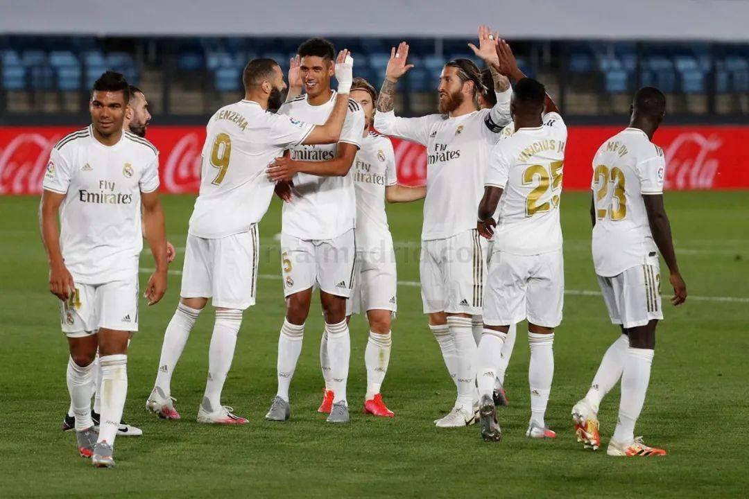 孔蒂：卢卡库的体能不足以支撑他出场，全力争胜是我们的目标（孔蒂：卢卡库体能尚未达到出场要求，我们的目标是全力取胜）