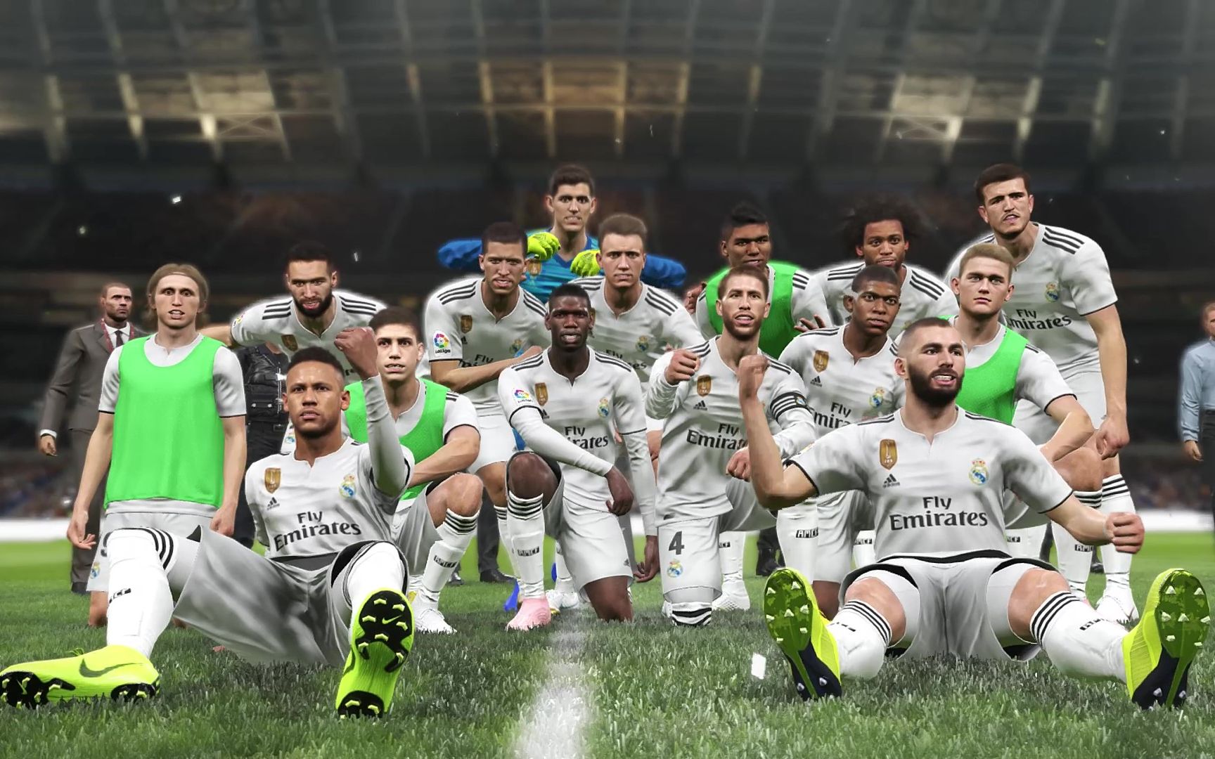 健康的蓝军队长 边后卫改踢后腰那就是真强 身价暴涨1500万欧（满血归来的蓝军队长转型后腰实力尽显，身价飙升1500万欧）