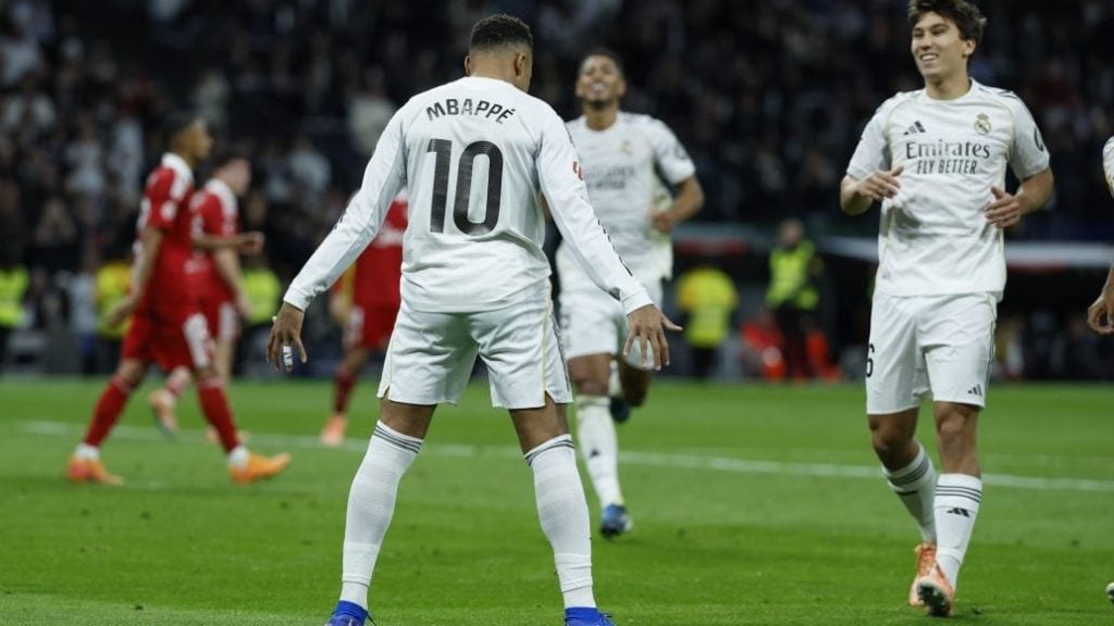 西海岸代理主帅：非常完美的收官，感谢队员和球迷（西海岸代理教练：圆满收官，感谢全队与球迷）