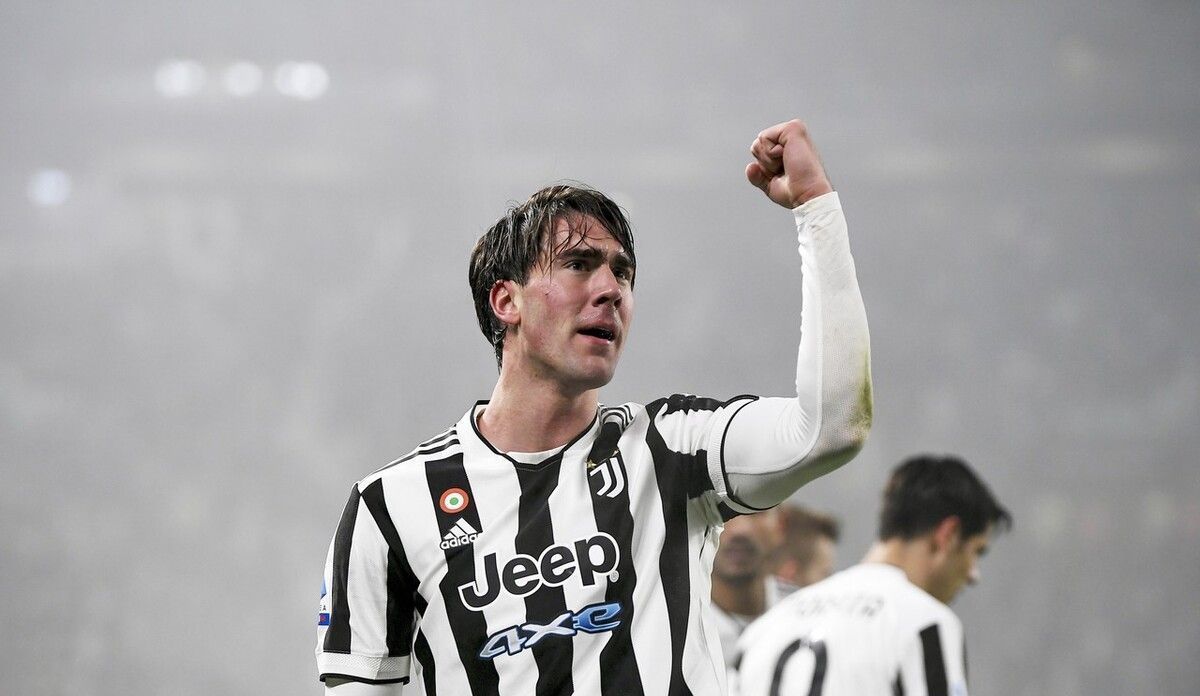 TA：阿森纳本赛季如走钢丝般惊险前行，但他们很少犯错（TA：阿森纳本季如履薄冰，却极少出错）