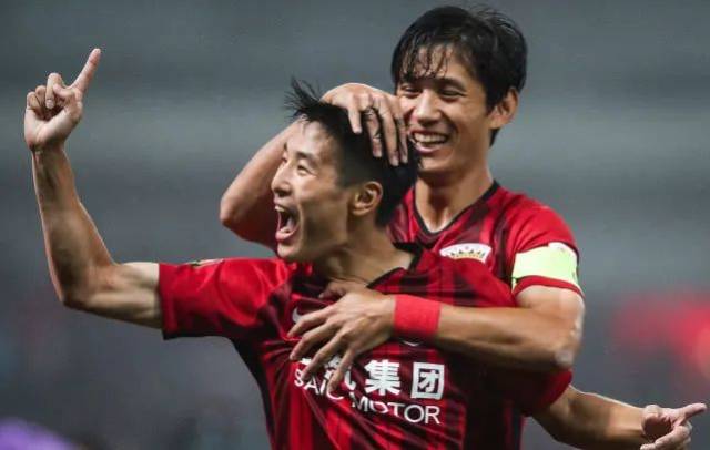 扬科维奇：我和邵佳一很早就认识，他兼具中欧足球特质（扬科维奇：与邵佳一相识已久，他兼有中式与欧式足球风格）